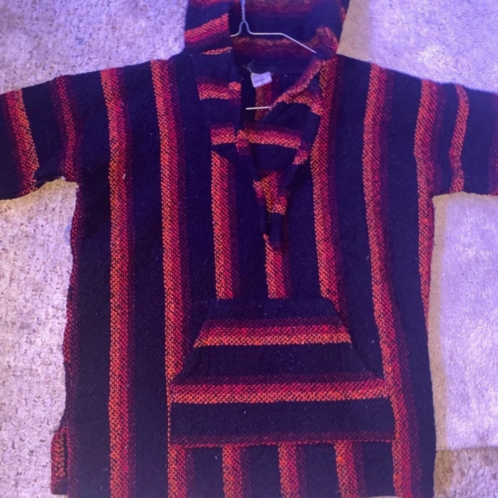 pullover - Picture 2 of 3